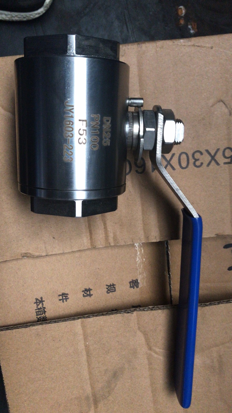 超級(jí)雙相不銹鋼絲扣球閥 超級(jí)雙相不銹鋼絲扣球閥